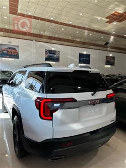 جي ام سي اكاديا